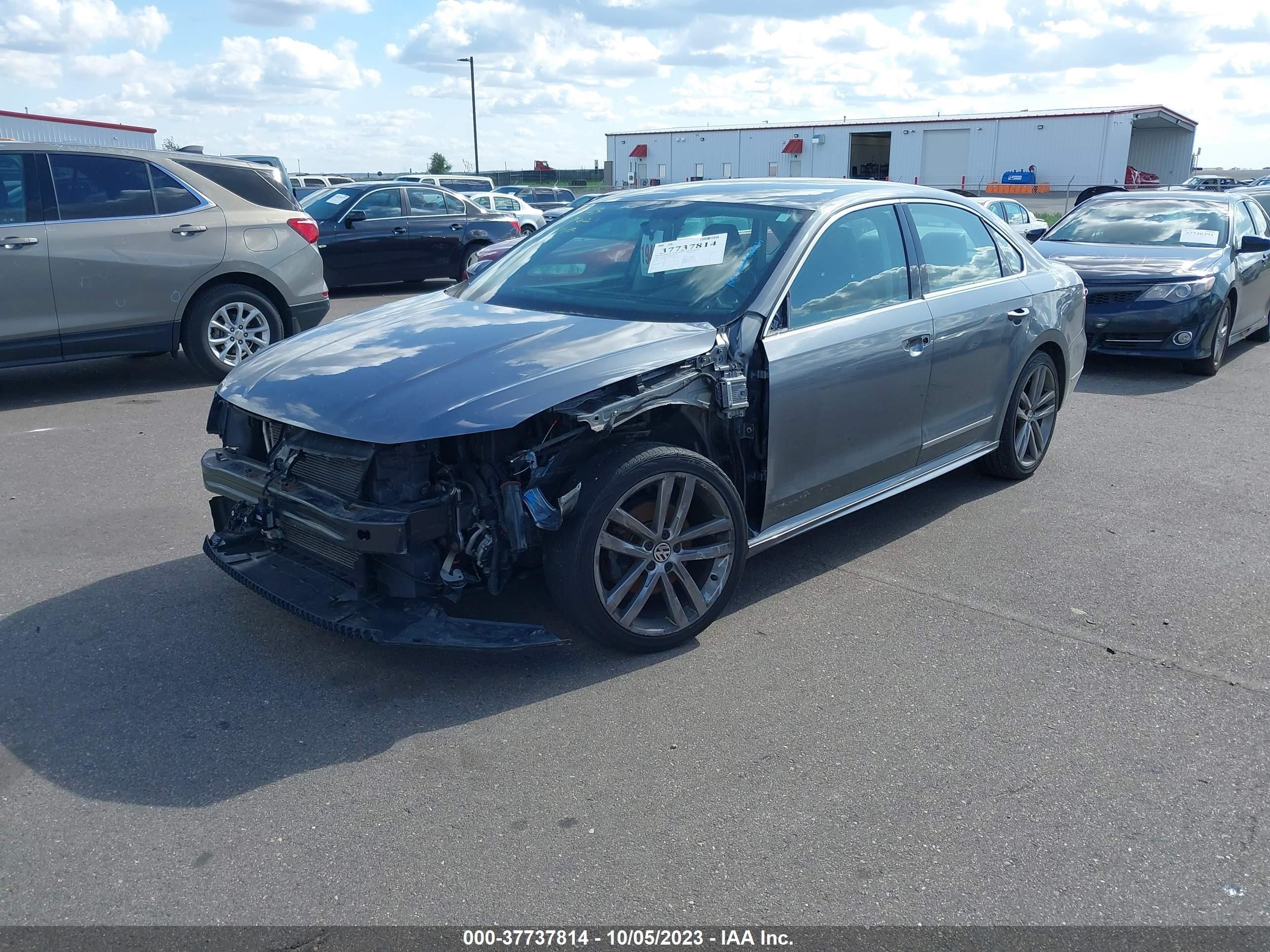 1VWDT7A31HC064677  volkswagen passat 2017 IMG 1