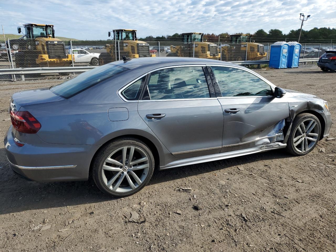 1VWDT7A3XHC039793  volkswagen passat 2017 IMG 2