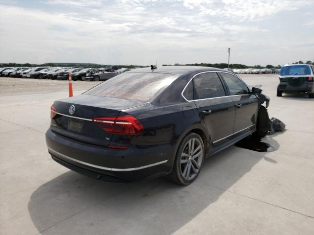 1VWDT7A3XHC083390  volkswagen passat 2017 IMG 3