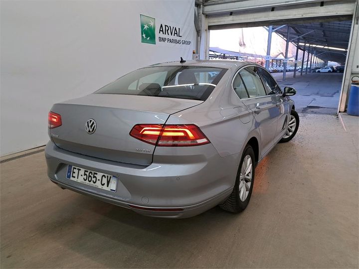 WVWZZZ3CZJE038780  volkswagen passat 2017 IMG 2