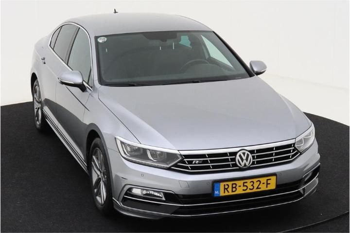 WVWZZZ3CZJE076133  volkswagen passat 2017 IMG 2