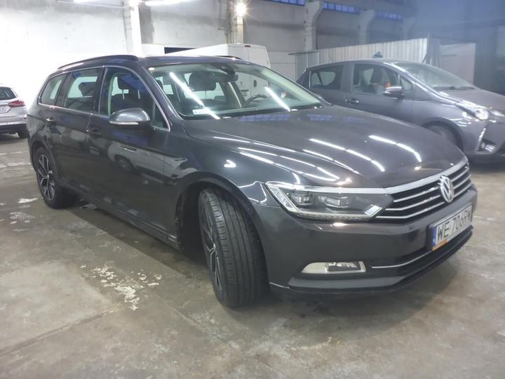 WVWZZZ3CZJP005667  volkswagen passat 2017 IMG 2