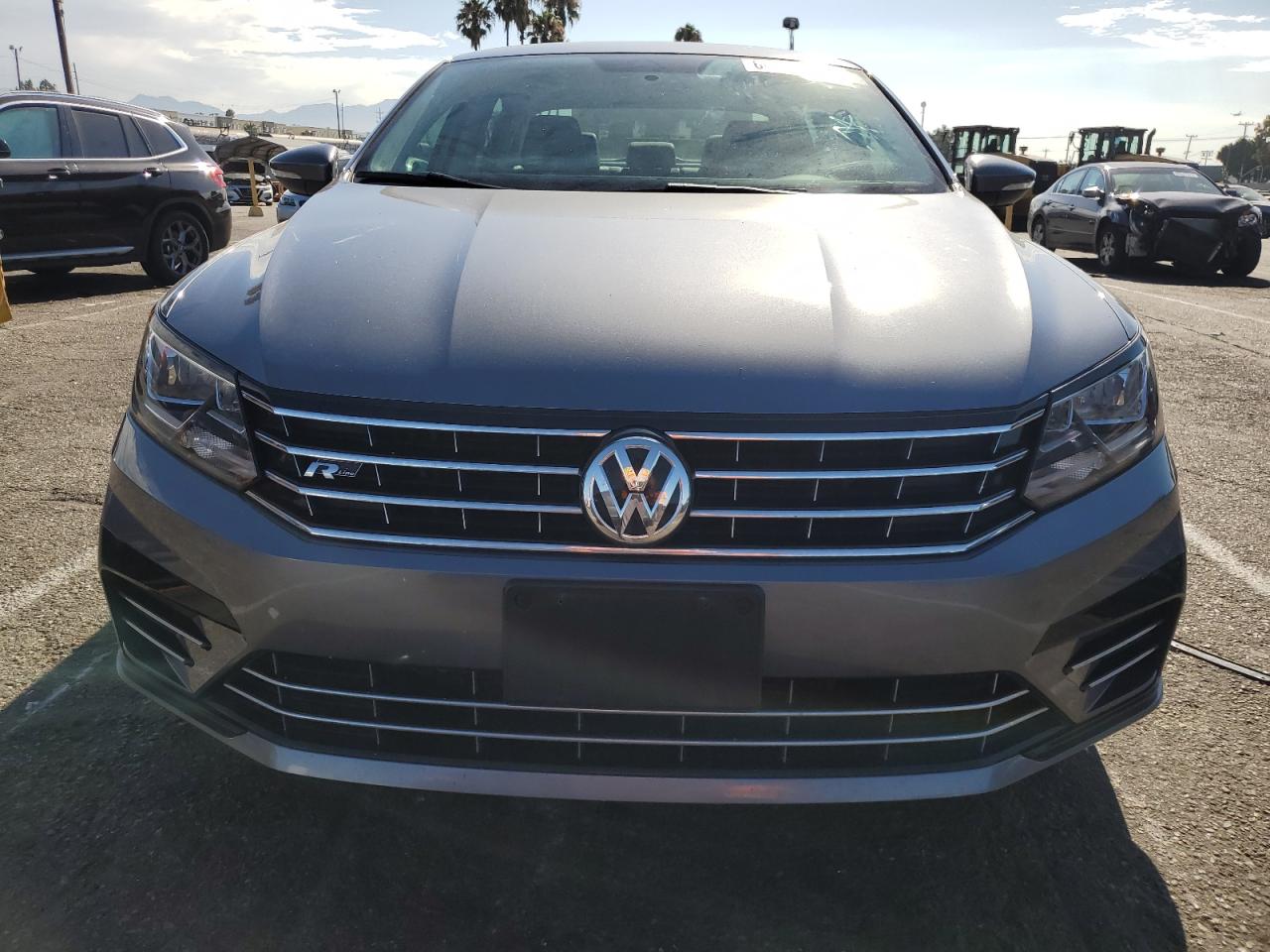 1VWAA7A37JC028913  volkswagen passat 2018 IMG 4