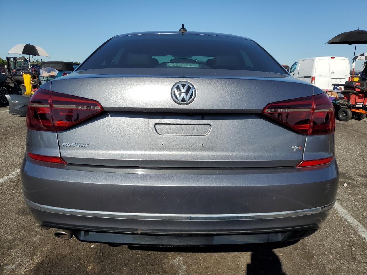 1VWAA7A37JC028913  volkswagen passat 2018 IMG 5