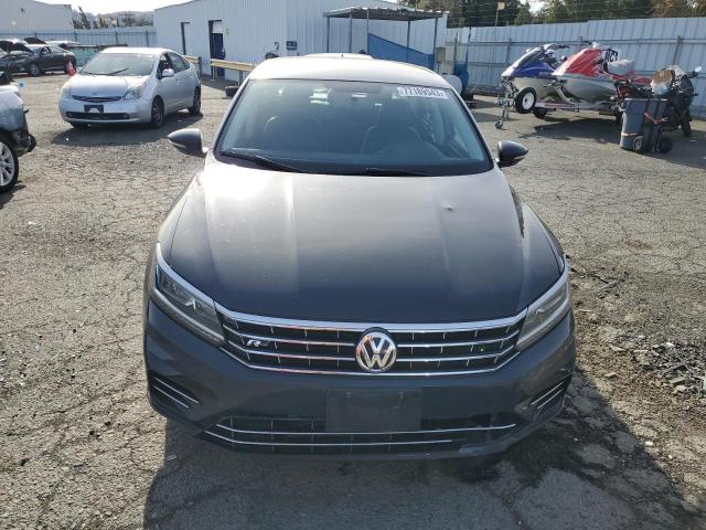 1VWAA7A3XJC029456  volkswagen passat 2018 IMG 4