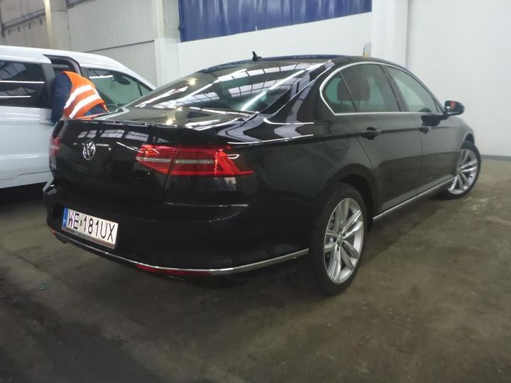 WVWZZZ3CZJE176663  volkswagen passat 2018 IMG 3