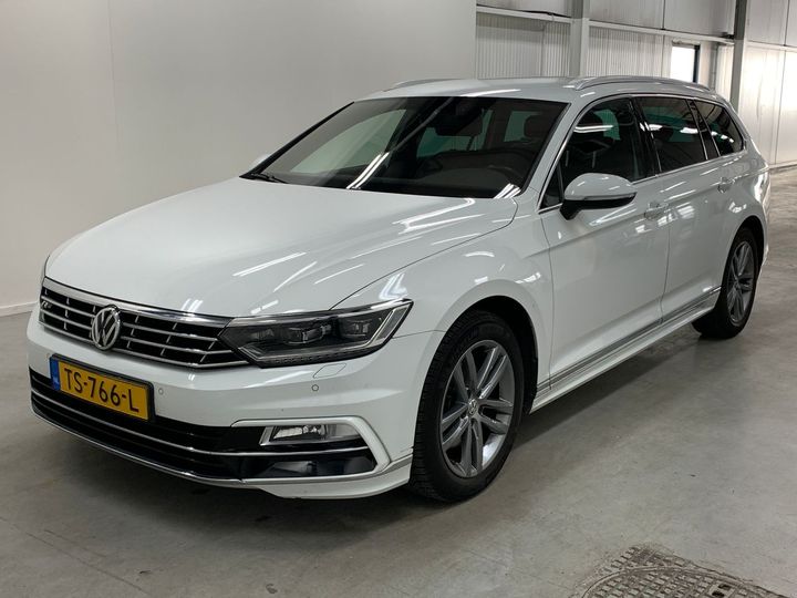 WVWZZZ3CZJE216168  volkswagen passat 2018 IMG 0