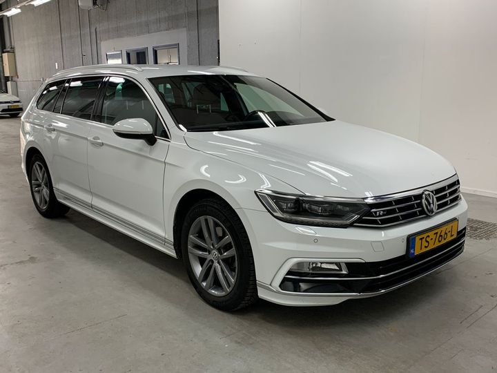 WVWZZZ3CZJE216168  volkswagen passat 2018 IMG 4