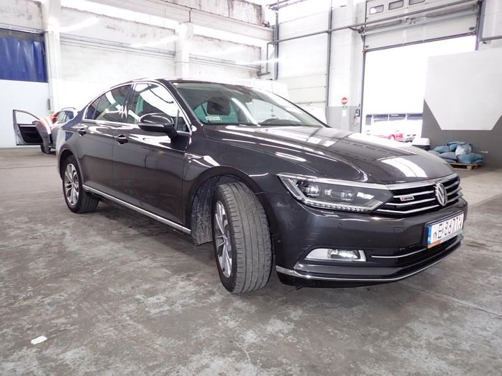 WVWZZZ3CZJE237519  volkswagen passat 2018 IMG 3