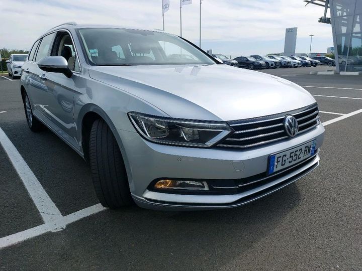 WVWZZZ3CZKE099588  volkswagen passat 2019 IMG 2