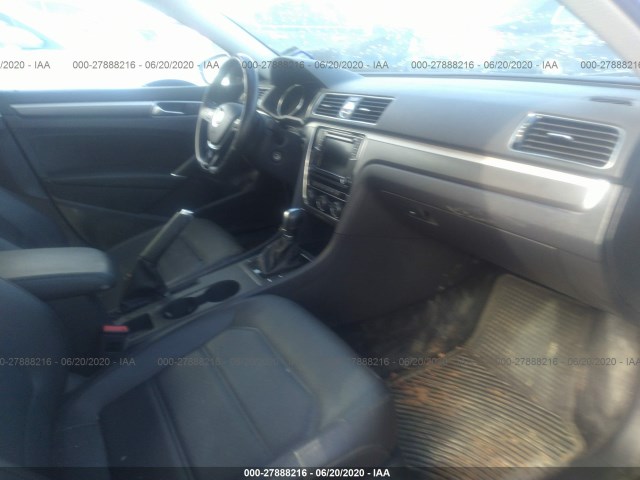 1VWDT7A30HC081616  volkswagen  2017 IMG 4