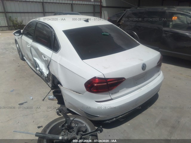 1VWDT7A38HC062974  volkswagen  2017 IMG 2