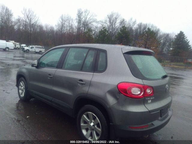 WVGBV7AX3AW522436  volkswagen tiguan 2010 IMG 2