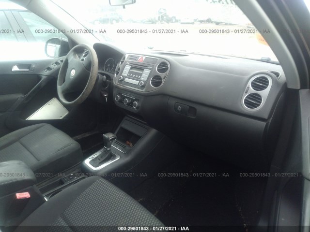 WVGBV7AX7AW522424  volkswagen tiguan 2010 IMG 4