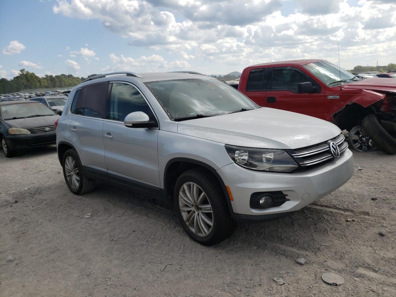 WVGAV7AX1CW516150  volkswagen tiguan 2012 IMG 3