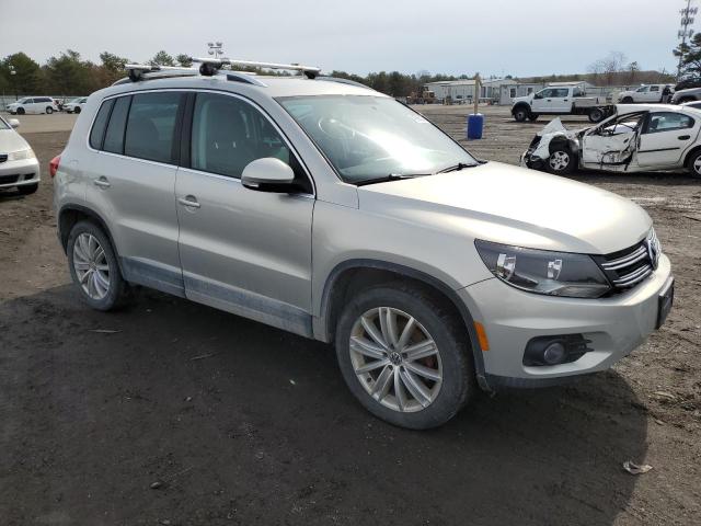 WVGBV7AX2DW526353  volkswagen tiguan 2012 IMG 3