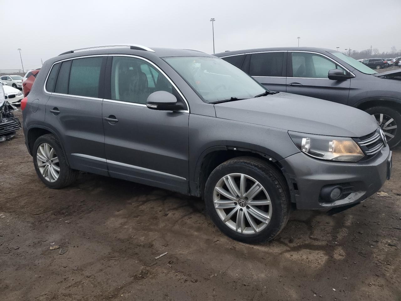 WVGAV3AX4DW586591  volkswagen tiguan 2013 IMG 3