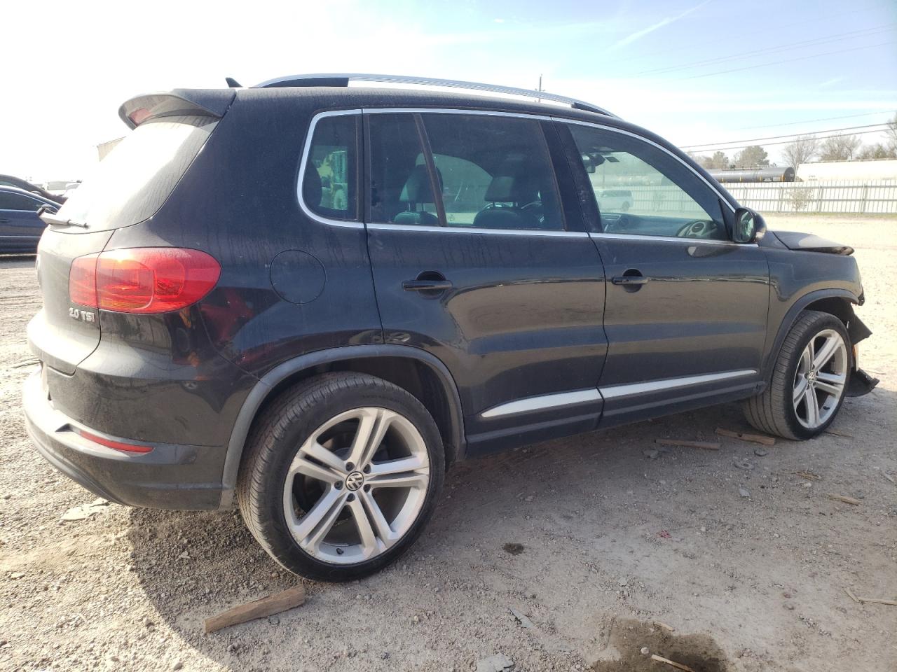 WVGAV7AX4FW558655  volkswagen tiguan 2015 IMG 2