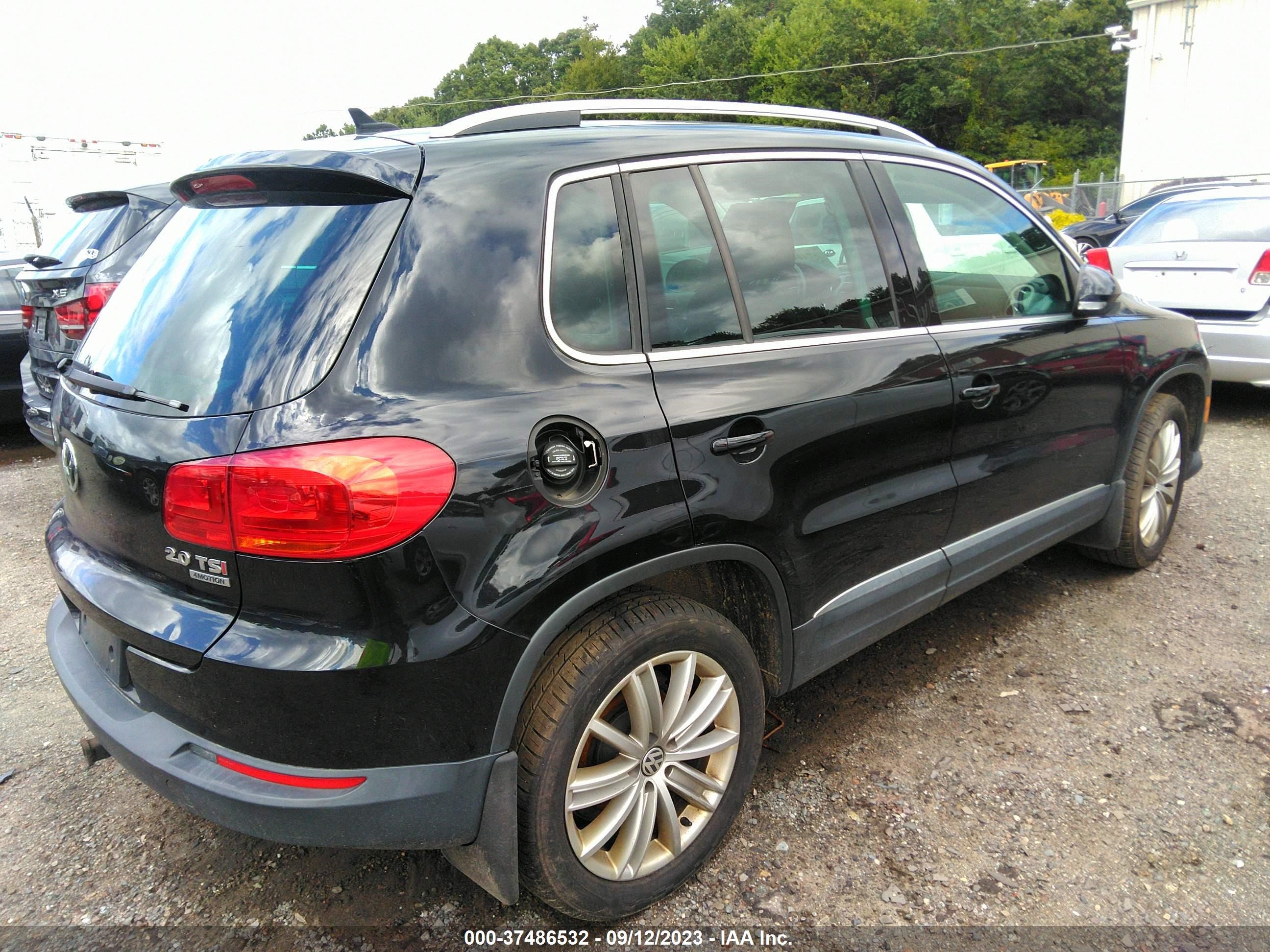 WVGBV3AX5EW583625  volkswagen tiguan 2014 IMG 3