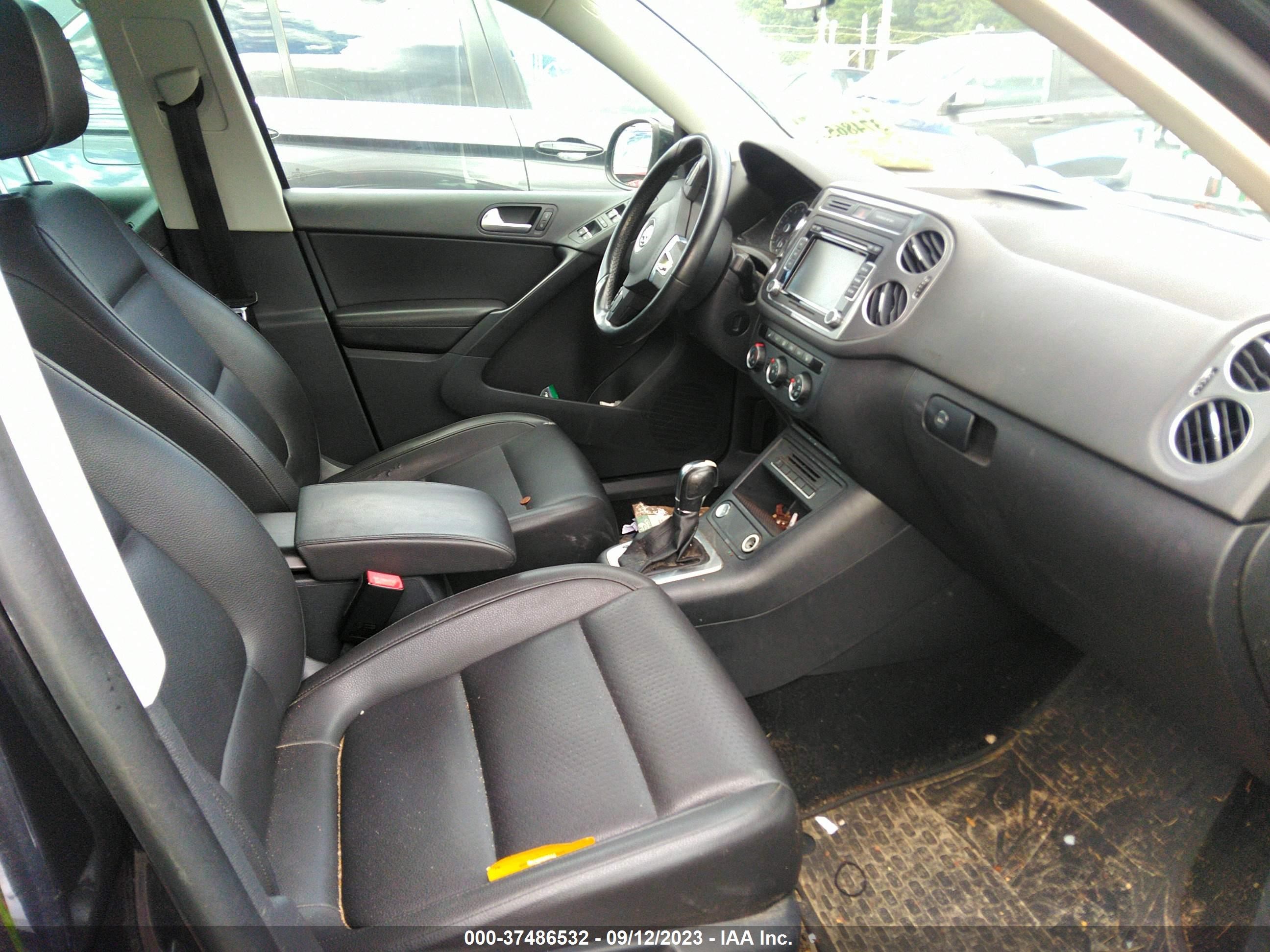 WVGBV3AX5EW583625  volkswagen tiguan 2014 IMG 4