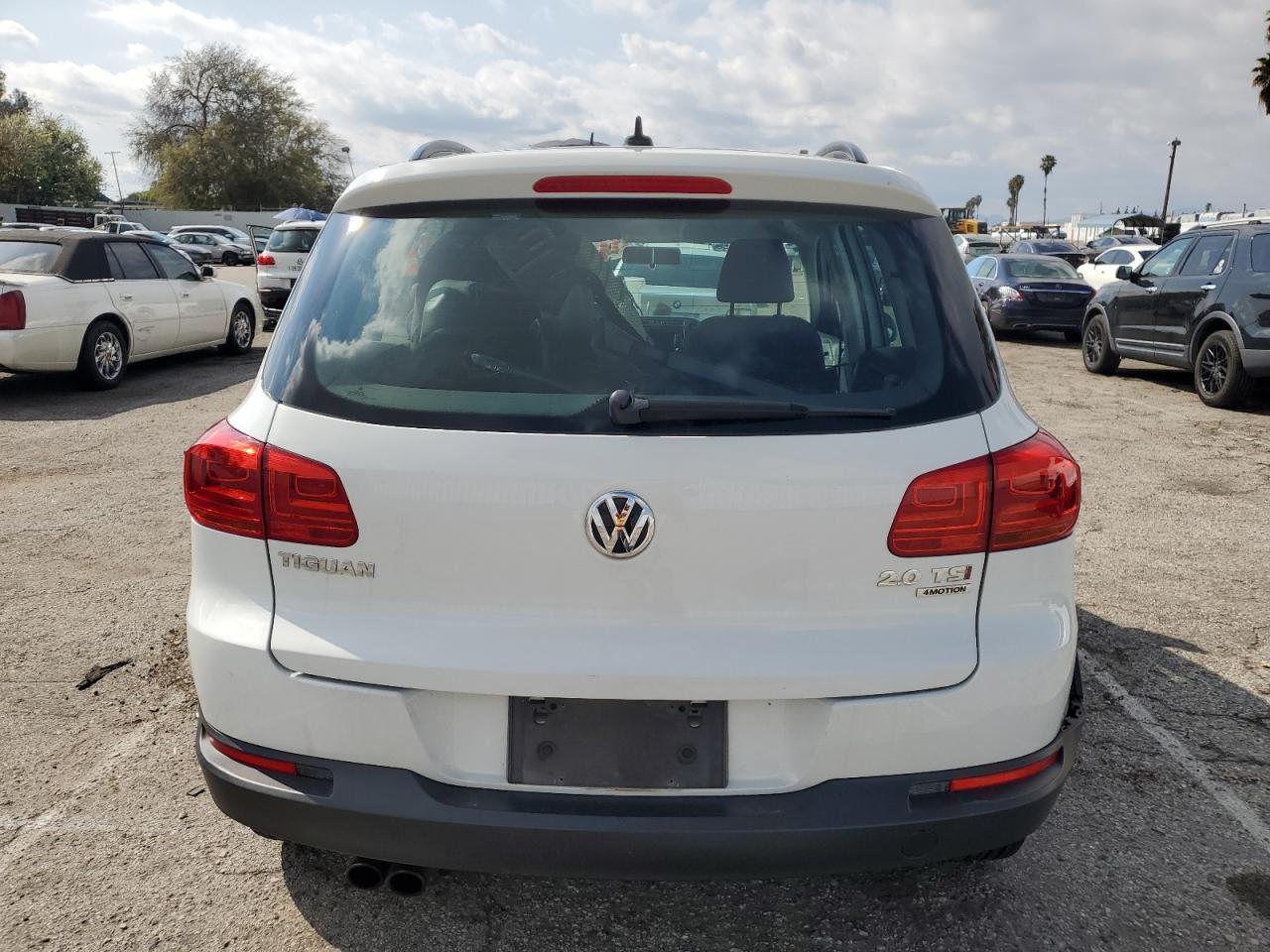 WVGBV7AX6FW502978  volkswagen tiguan 2015 IMG 5