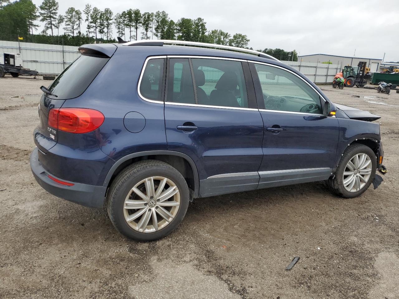 WVGAV7AX0FW569197  volkswagen tiguan 2015 IMG 2