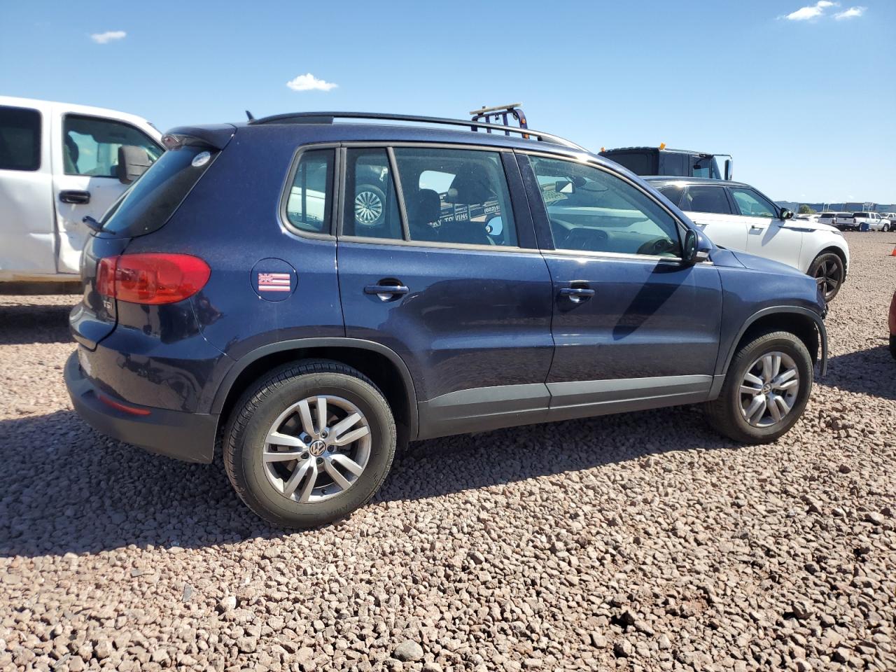 WVGAV7AX5GW555538  volkswagen tiguan 2016 IMG 2