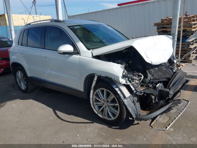 WVGAV7AX6GW501925  volkswagen tiguan 2016 IMG 0