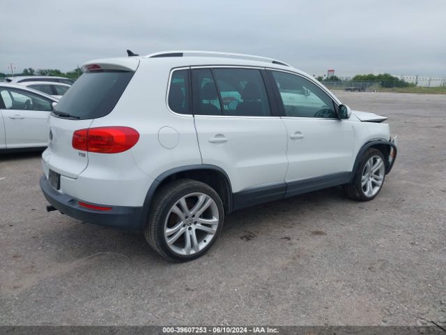 WVGAV7AX7GW537915  volkswagen tiguan 2015 IMG 3