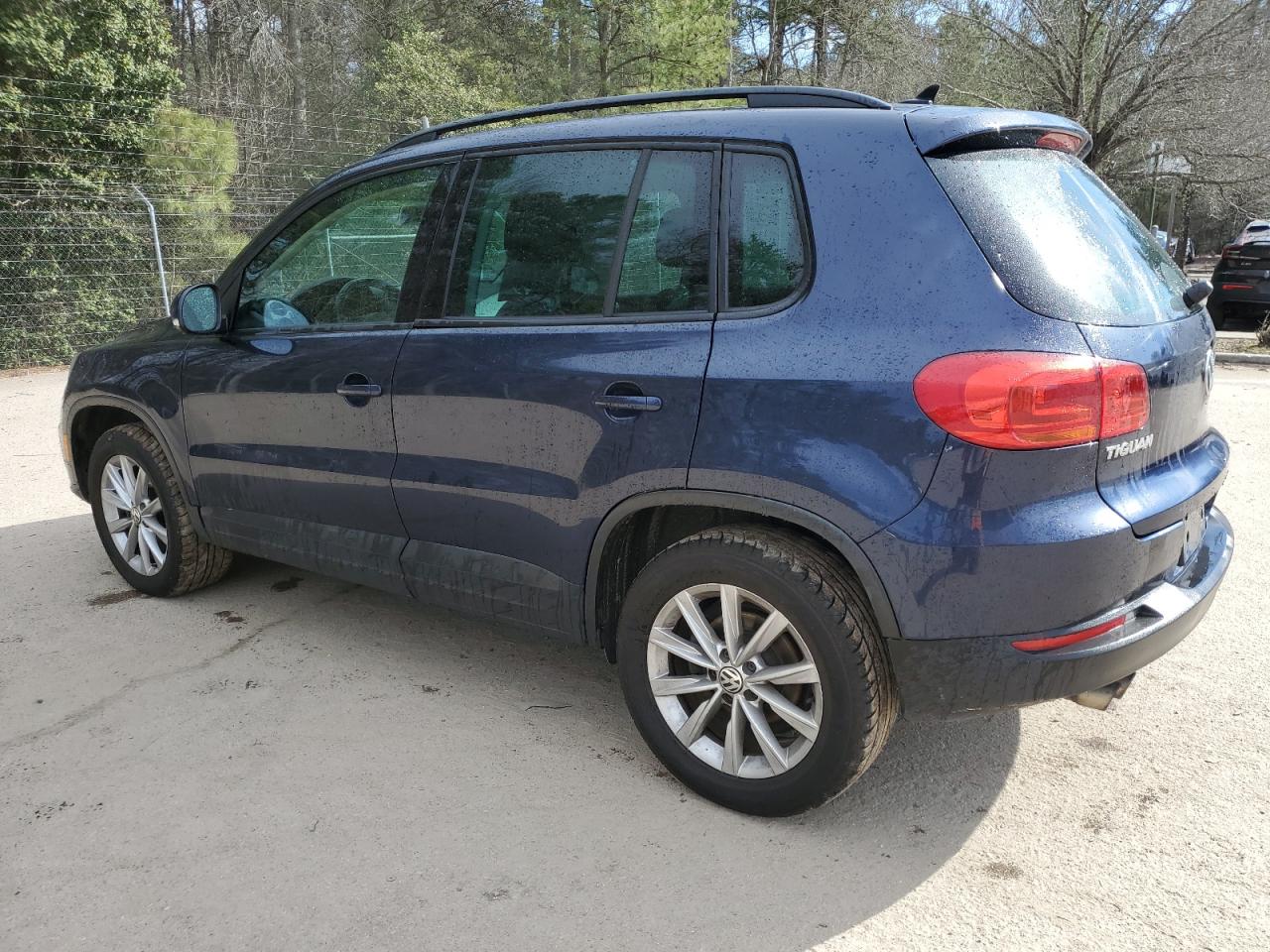 WVGAV7AX8FW597622  volkswagen tiguan 2015 IMG 1