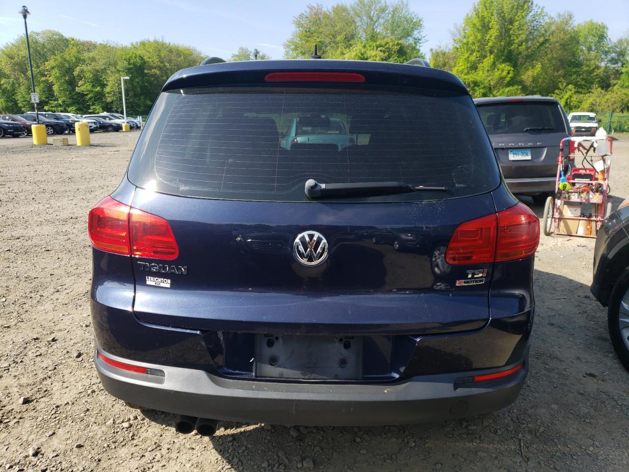 WVGBV7AX3GW563402  volkswagen tiguan 2015 IMG 5