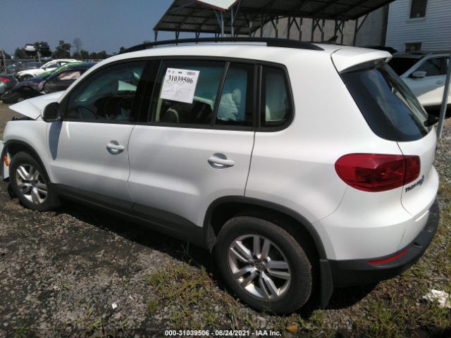 WVGAV7AX1HK017556  volkswagen tiguan 2017 IMG 2