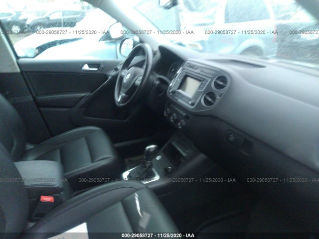 WVGAV7AX2GW588769  volkswagen tiguan 2016 IMG 4