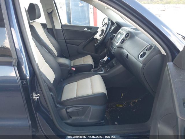 WVGAV7AX3GW588019  volkswagen tiguan 2016 IMG 4