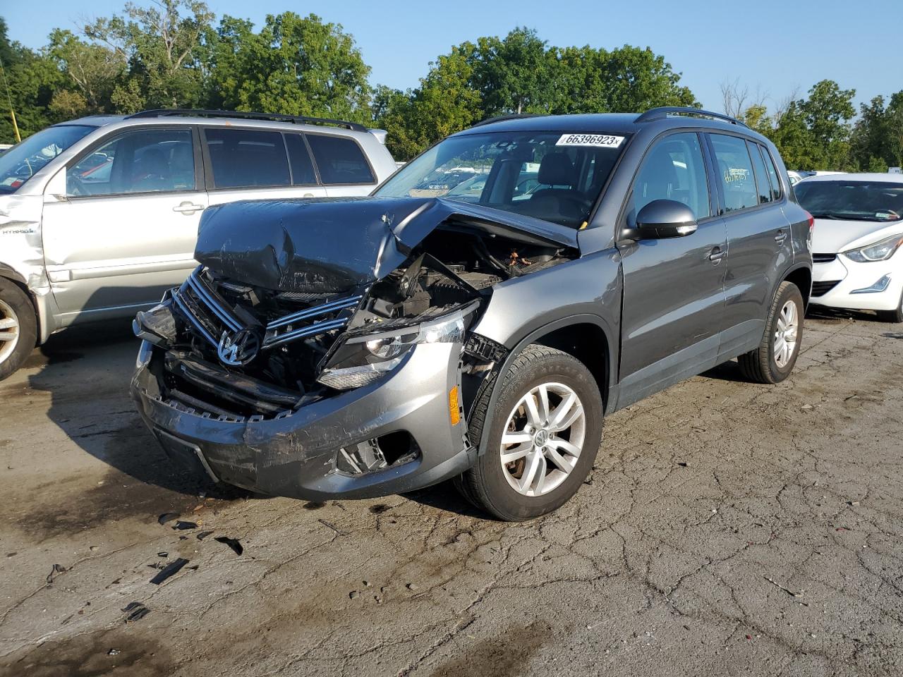 WVGAV7AX6GW613849  volkswagen tiguan 2016 IMG 0