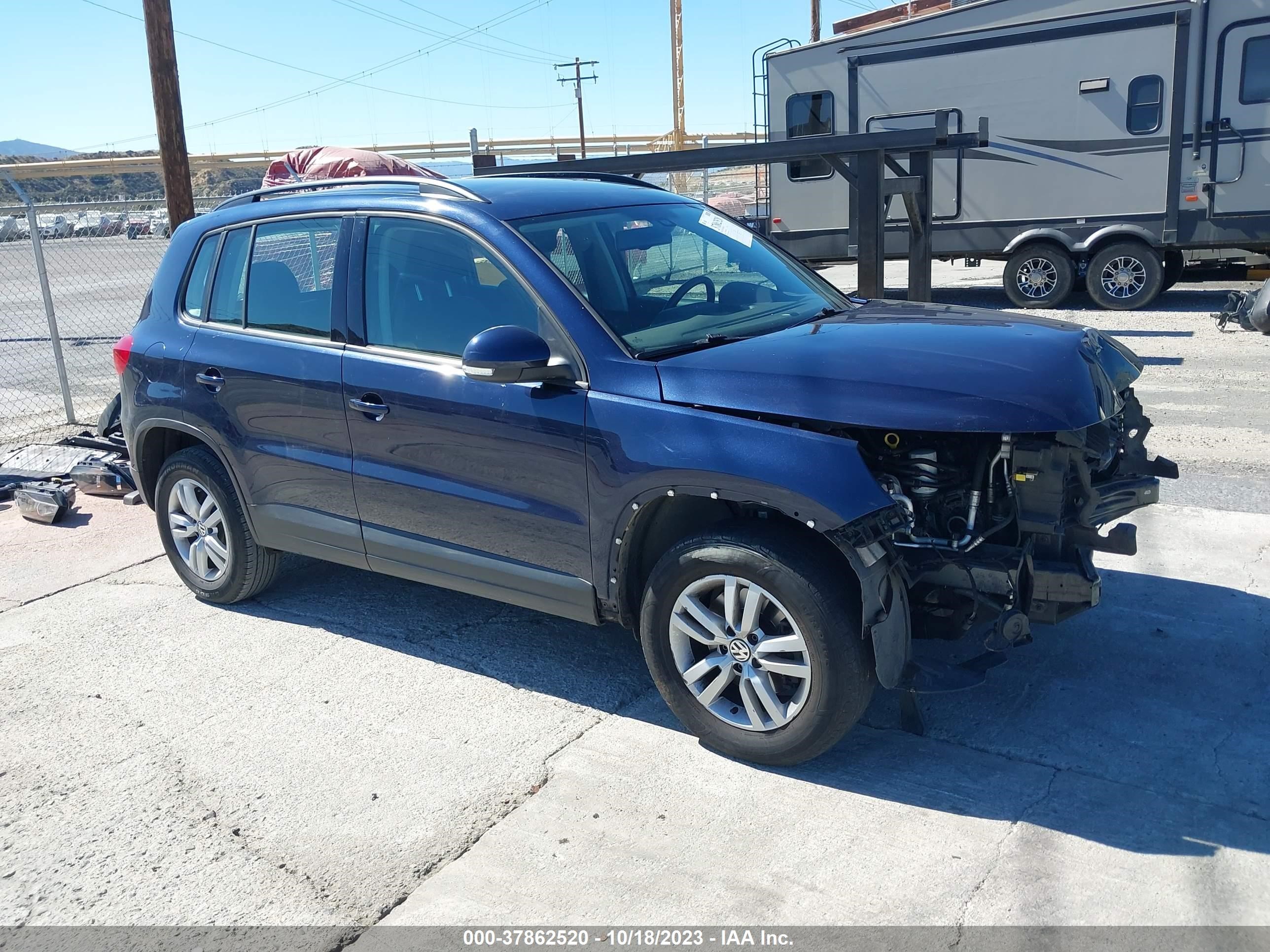 WVGAV7AX7GW612158  volkswagen tiguan 2016 IMG 0