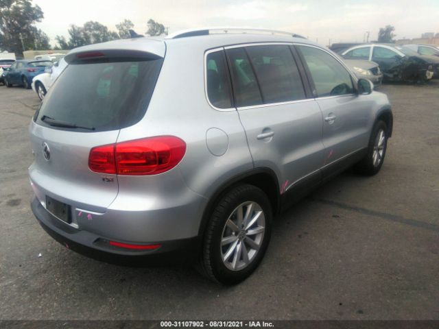 WVGRV7AX4HK007722  volkswagen tiguan 2017 IMG 3