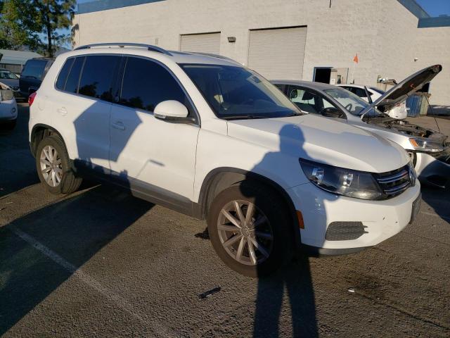 WVGRV7AX6HK000562  volkswagen tiguan 2016 IMG 3