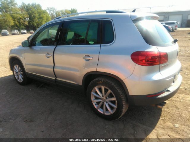 WVGRV7AX7HW501601  volkswagen tiguan 2017 IMG 2