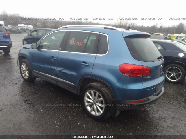 WVGSV7AX3HK010872  volkswagen tiguan 2017 IMG 2