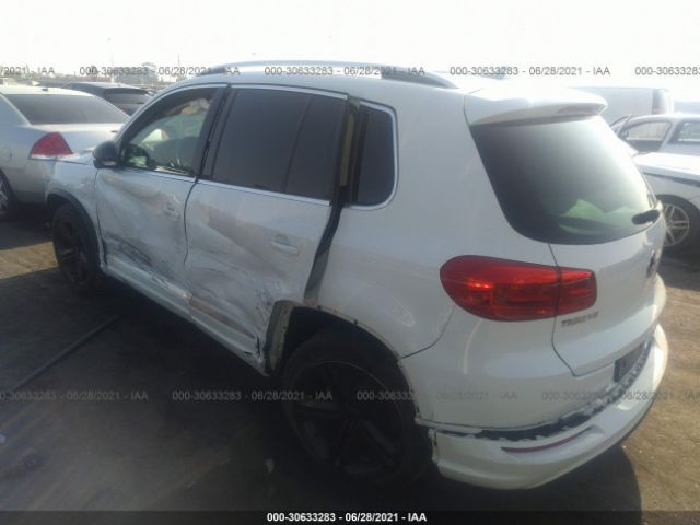 WVGUV7AXXHK017519  volkswagen tiguan 2017 IMG 2