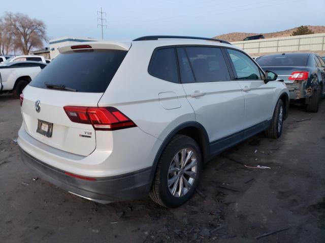 3VV0B7AX7JM066608  volkswagen tiguan 2017 IMG 2