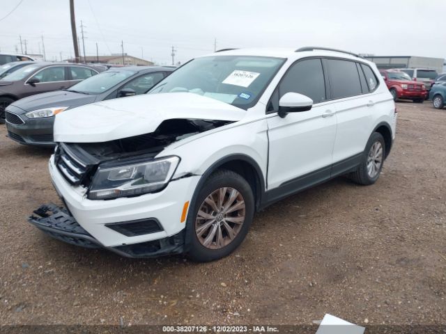 3VV1B7AX2JM078993  volkswagen tiguan 2017 IMG 1