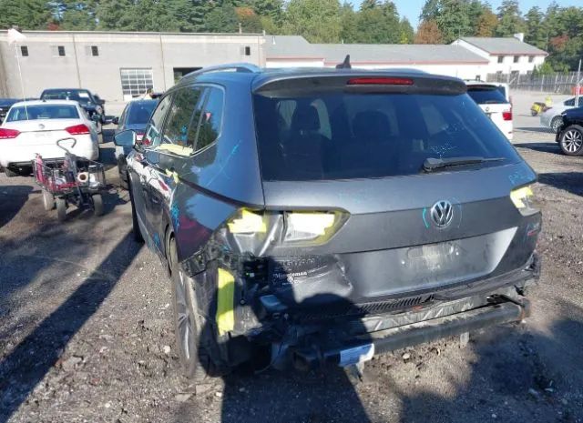 3VV2B7AX2JM015722  volkswagen tiguan 2018 IMG 2