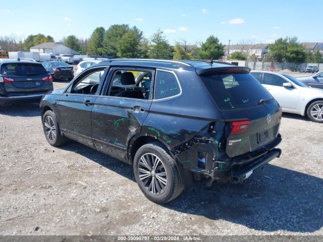 3VV2B7AX5JM028271  volkswagen tiguan 2018 IMG 2