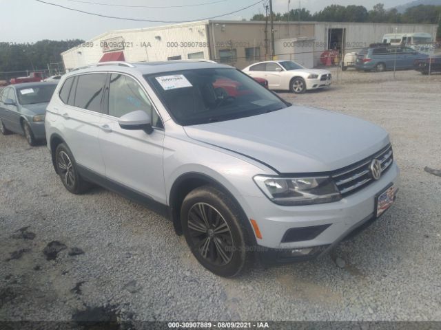 3VV2B7AX8JM068179  volkswagen tiguan 2018 IMG 0