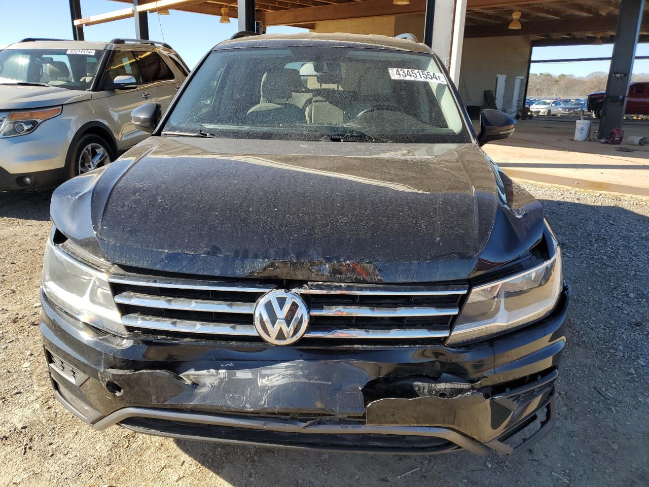 3VV3B7AX1JM019930  volkswagen tiguan 2018 IMG 4