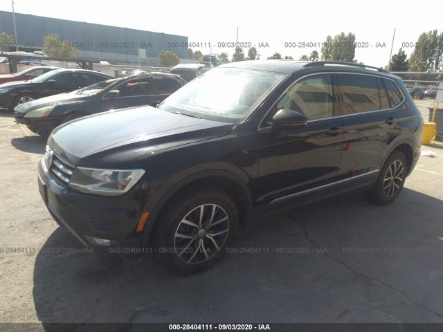 3VV3B7AX2JM033075  volkswagen tiguan 2018 IMG 1