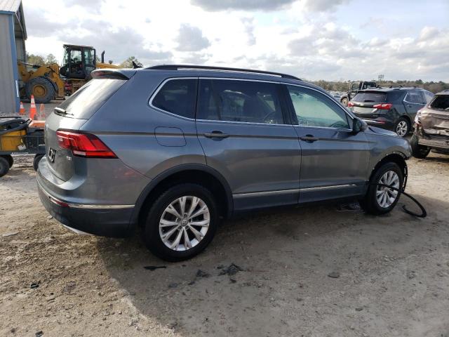 3VV3B7AX3JM085251  volkswagen  2018 IMG 2