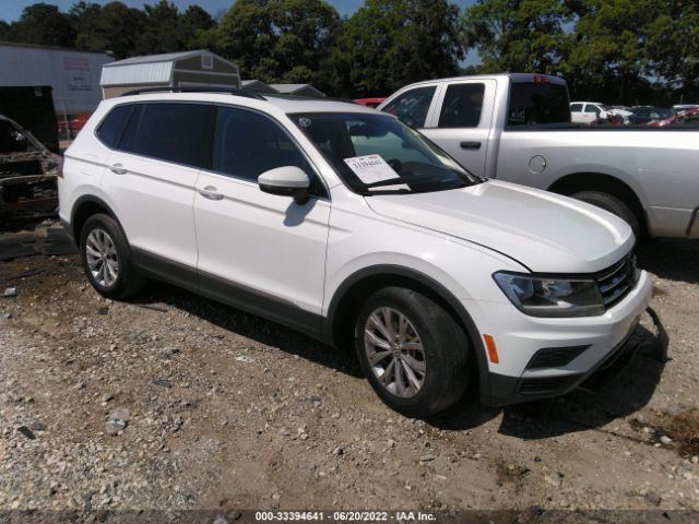 3VV3B7AX4JM047088  volkswagen tiguan 2018 IMG 0